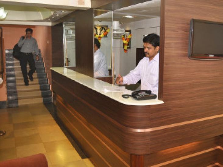 Hotel Satyaheera Mapusa Eksteriør bilde